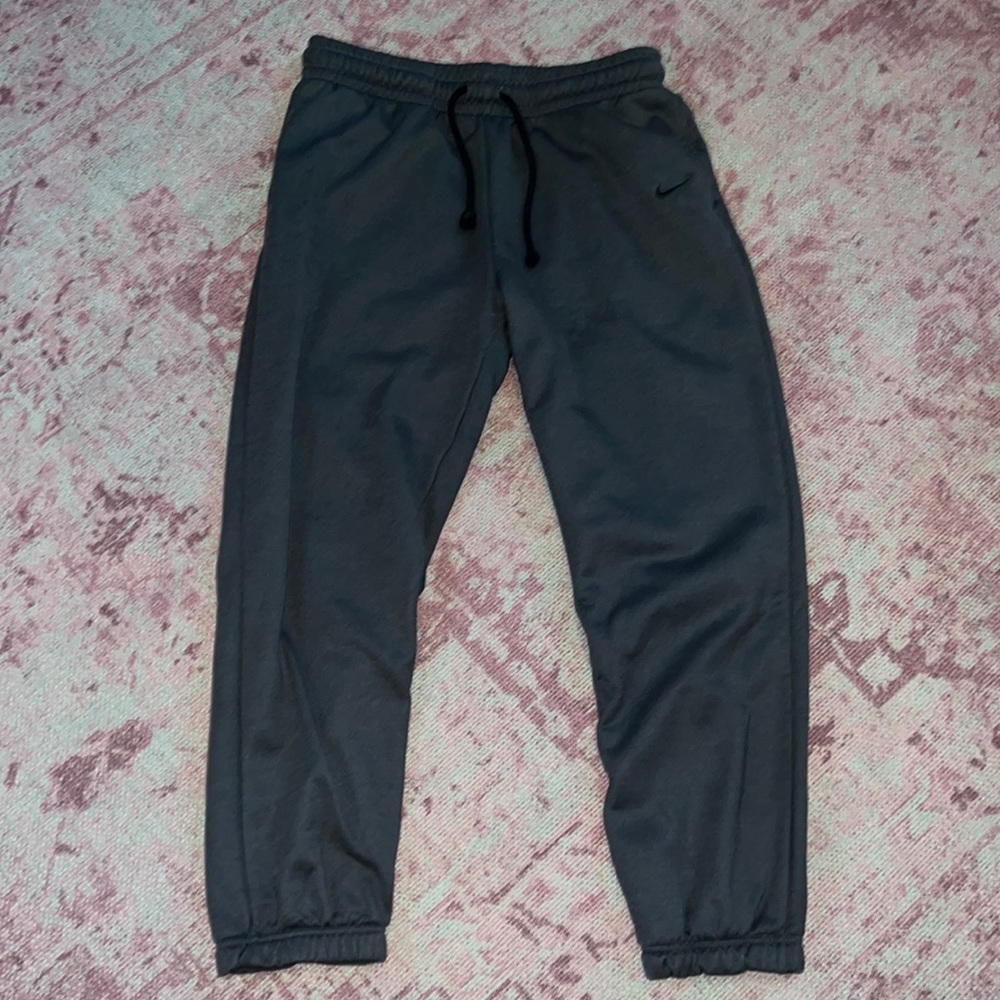 Charcoal gray sweatpants size medium
